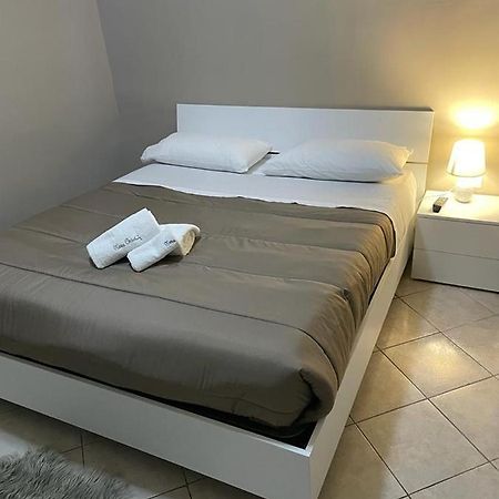 Dimora Partenopea-Holiday House Наполи Екстериор снимка